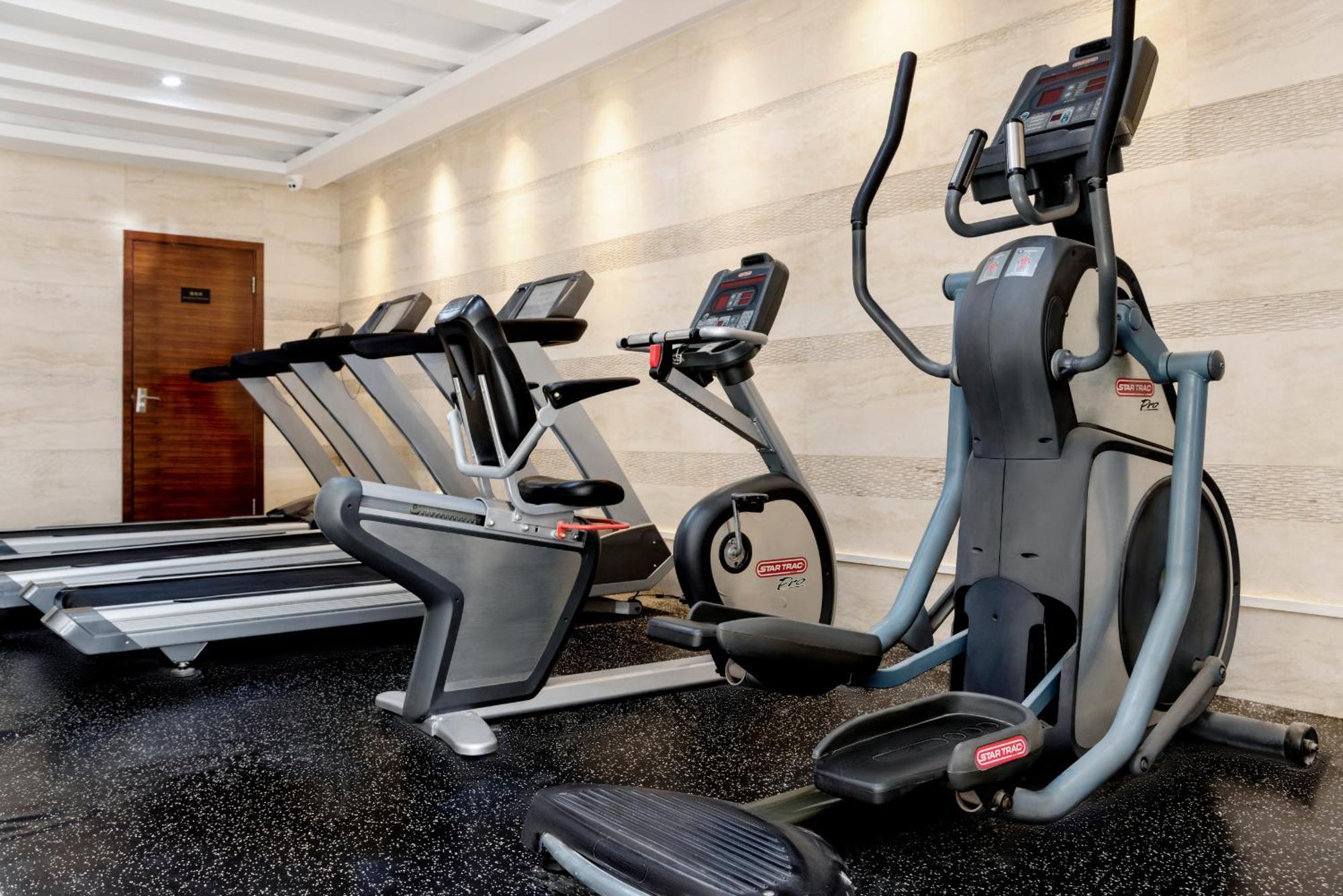 Fondney Hotel Shanghai Necc Hongqiao Airport T2 Экстерьер фото