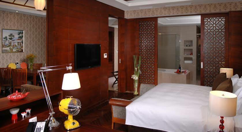 Fondney Hotel Shanghai Necc Hongqiao Airport T2 Экстерьер фото